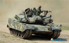 전진하는 한국군 K-1 전차