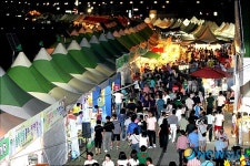 북적이는 강릉단오제 행사장