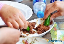 산속의 친구에서 죽염된장 시식