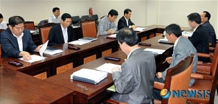 머리 맞댄 부산~김해경전철조합