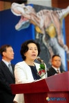 공룡엑스포 개막식 축사하는 김영선 의원