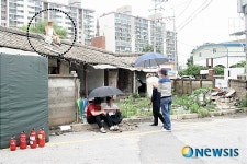 증평서 40대 男 분신위협 이웃집 지붕 점거 농성