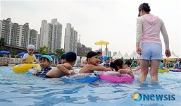 도심에서 즐기는 물놀이