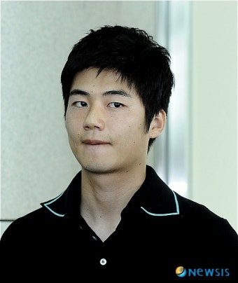 인터뷰 하는 기성용