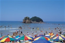 태안 안면도 꽃지 해수욕장 8일 개장