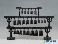 중국 전국시대 채회칠 편종 98억원에 낙찰