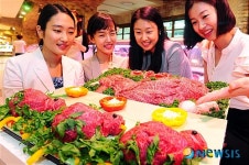 초복에 닭 대신 한우로 즐기세요
