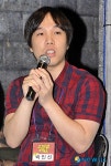 작품 설명하는 박인선 연출