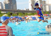 시원하게 다이빙!