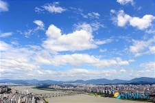 청명한 서울 하늘