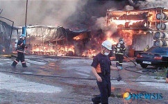 전주서 카센터 화재…진화 중