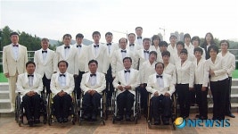 동강사진박물관 축하공연 맡은 영월장애인 합창단