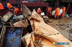 쉴틈 없는 복구 작업