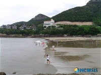 제9호 태풍 무이파, 한산한 부안 모항해수욕장