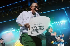 DJ DOC 노래에 내가 빠지면 안돼지!