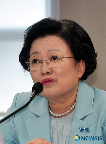 인사말 하는 이배용 국가브랜드위원회 위원장