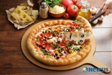 피자빅, 연이은 신메뉴 치즈크러스트 공룡피자 출시 인기