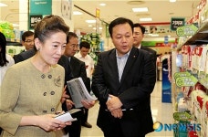 유영숙 장관, 녹색소비 시연