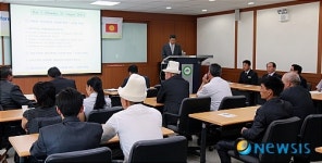 키르기즈스탄 공무원, 산림녹화기술 수강