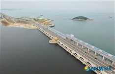 시화호 조력발전소 완공