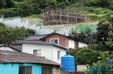 밀양-삼랑 국도공사 현장, 주택 무너질라 주민 불안