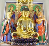 군산 동국사 소조석가여래삼존상·복장유물 등 보물 지정