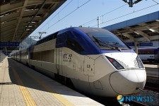 여수역 도착한 KTX-산천