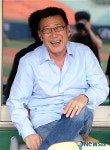 환하게 웃는 하일성