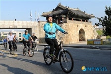 염태영 수원시장, 자전거 출근