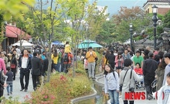 소리에 흠뻑 취한 전주 한옥마을
