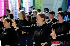 천지인의 정신 담은 천부신공