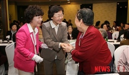 신연희 강남구청장, 경로잔치 참석