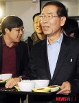 연세대학교 학생 식당 찾은 박원순
