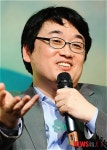 스마트폰과 SNS가 국회의원보다 낫다
