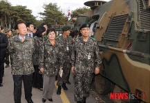 박희태 국회의장, 국군장병 위문