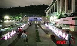 휴식문화공간으로 재탄생한 화산체육관