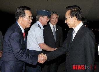 이명박 대통령, 하와이 도착