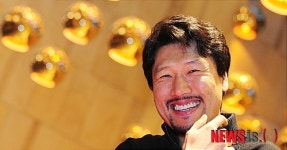 뮤지컬 배우 성기윤