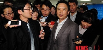한나라당 남경필 최고위원직 사퇴