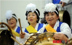 할머니들의 사물놀이 솜씨
