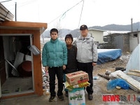 양구경찰 남면파출소 직원들 불우이웃 도와