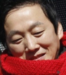 저자 감옥행, 책은 베스트셀러…달려라 정봉주