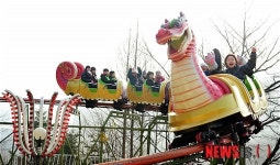 흑룡의 해 앞두고 비룡열차 타요!