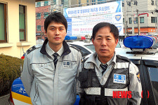 저혈당으로 의식을 잃은 노인을 구한 논산경찰
