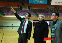 세계대학태권도선수권대회 경기장인 대진대학 실내체육관 방문