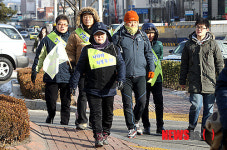 수원 지나 홍성교도소로 향하는 나와라 정봉주!