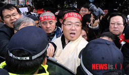 정현태 군수, 길을 여시오!