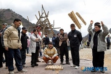 인제 미산마을, 고로쇠 수액채취 등 축제준비 한창