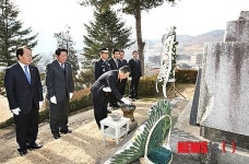 괴산 충열탑 참배