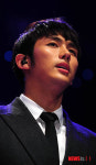 조각상같은 슬옹